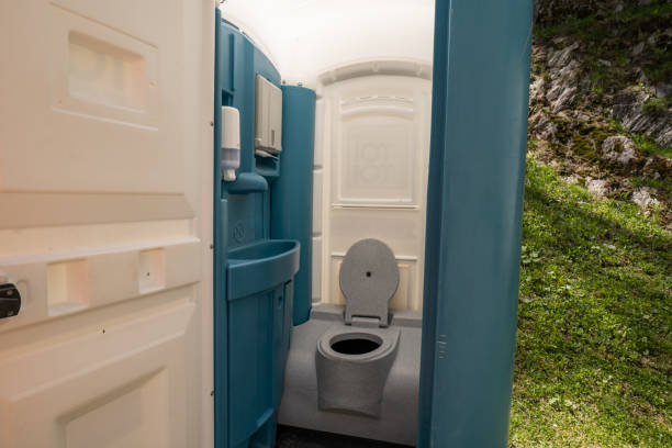 Portable Toilet Options We Offer in Pasatiempo, CA